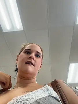 lolabunny9 webkamerás műsora