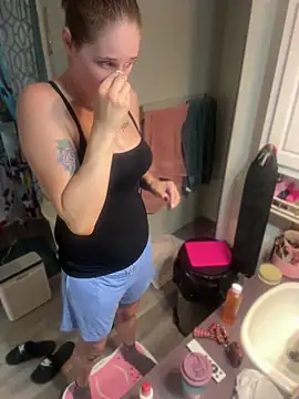 Pokój czatu na żywo – lolabunny9