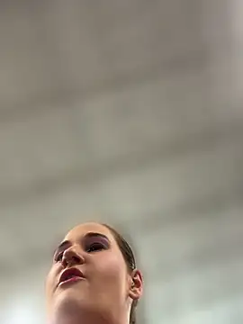 lolabunny9 чат на живо