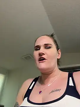 lolabunny9 webkamerás műsora