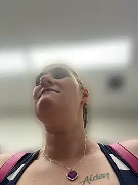 lolabunny9's Webcam Show