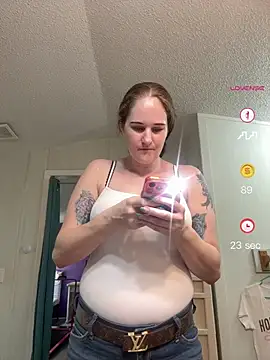 lolabunny9 Show in webcam