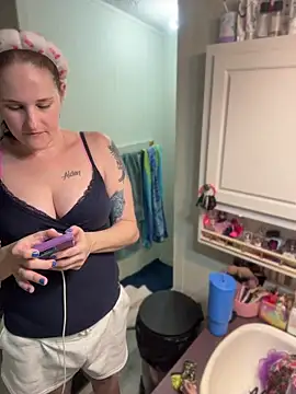 lolabunny9's Webcam Show