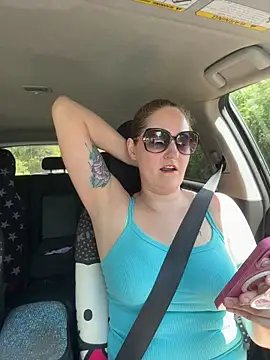 lolabunny9 Show in webcam