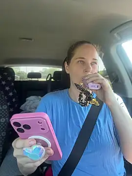 הופעת וובקאם של lolabunny9