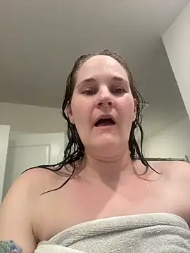 lolabunny9 Show in webcam