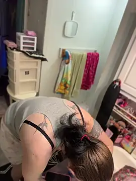 lolabunny9's Webcam Show