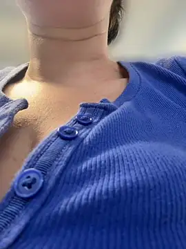 lolabunny9's Webcam Show