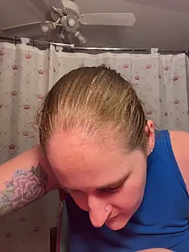 lolabunny9 webkamerás műsora