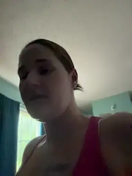 lolabunny9 Show in webcam