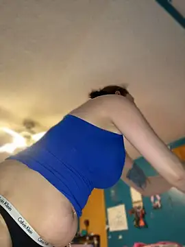 lolabunny9 Show in webcam