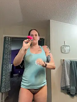 lolabunny9 Show in webcam