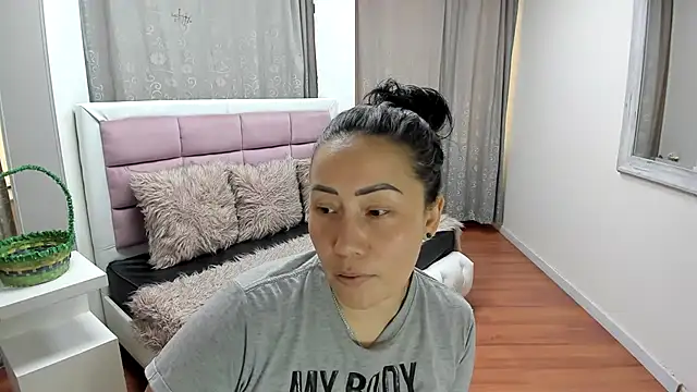 gaby_trent's Live XXX Chat