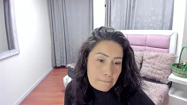 gaby_trent 现场XXX聊天