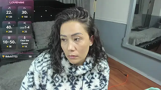 gaby_trent 现场XXX聊天