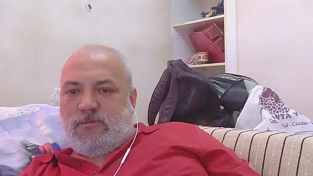husoizmir: онлайн-секс-чат
