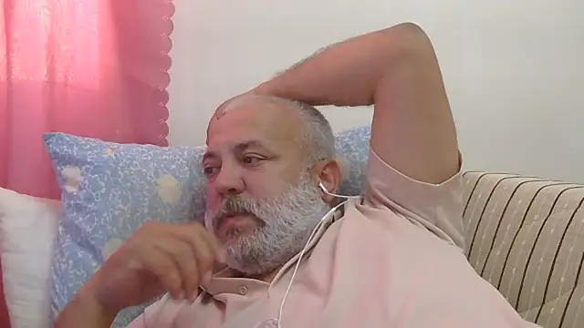 husoizmir 网络视讯表演