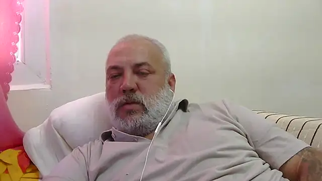 husoizmir Adlı Modelin Web Kamerası Şovu