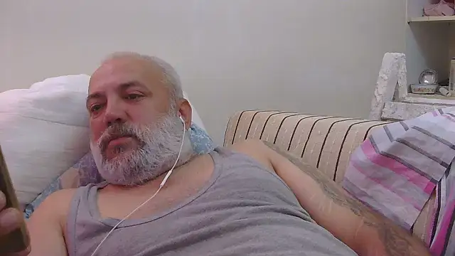 Show modela husoizmir na web-kameri