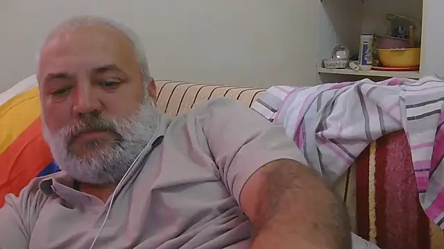 husoizmir Adlı Modelin Web Kamerası Şovu