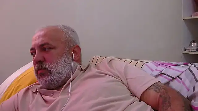 husoizmir Adlı Modelin Web Kamerası Şovu