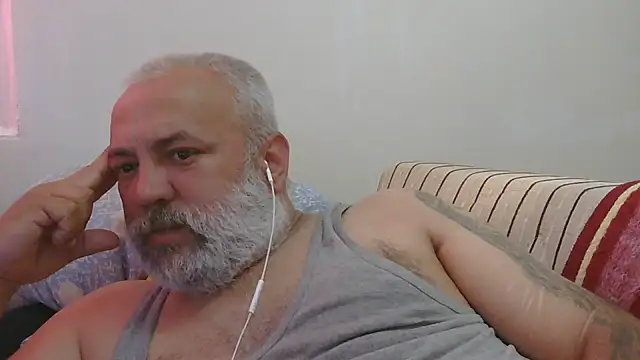 Pokazy przed kamerką – husoizmir