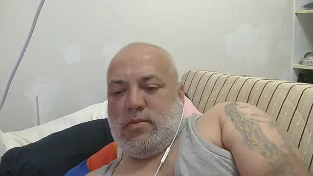 husoizmir Chat XXX live