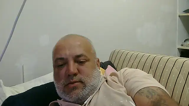 husoizmir Adlı Modelin Web Kamerası Şovu