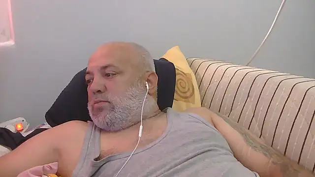 husoizmir Adlı Modelin Web Kamerası Şovu