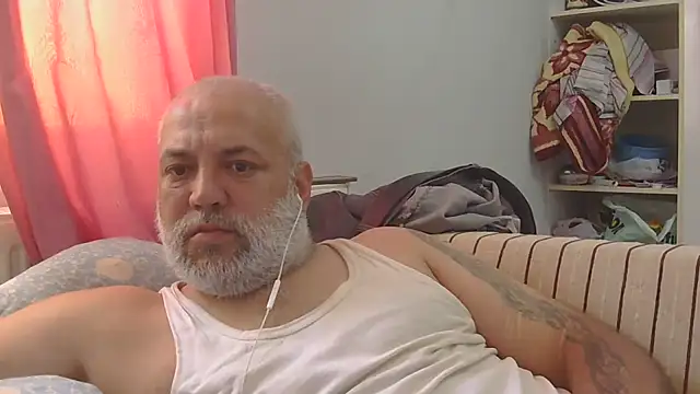 husoizmir Adlı Modelin Web Kamerası Şovu