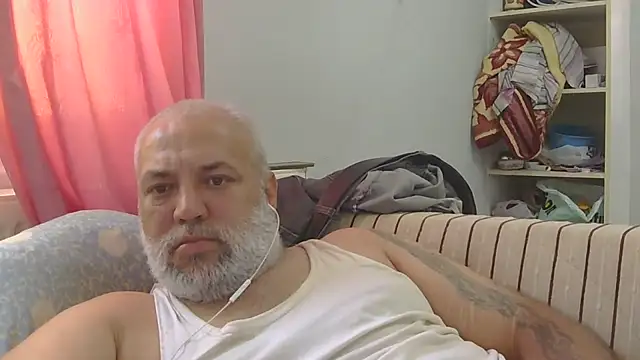 husoizmir Adlı Modelin Web Kamerası Şovu