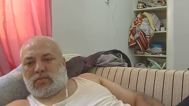 husoizmir Adlı Modelin Web Kamerası Şovu