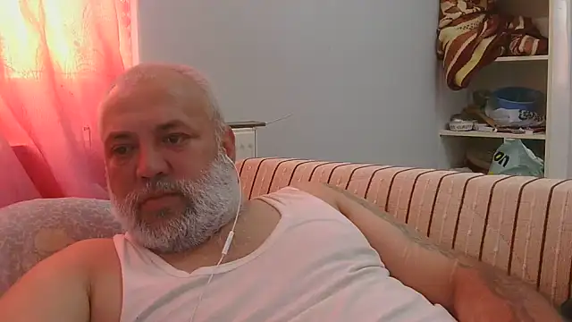 husoizmir Adlı Modelin Web Kamerası Şovu