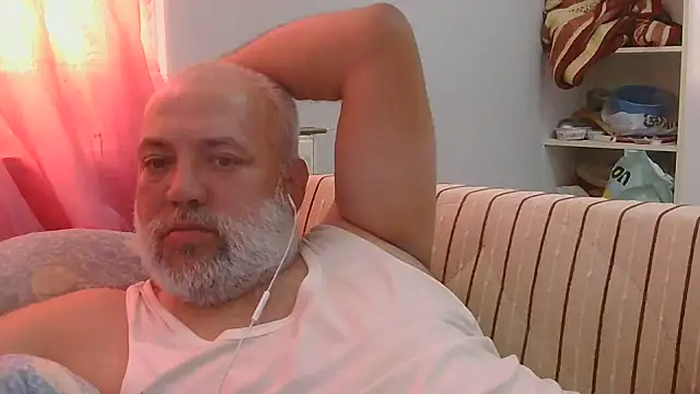 husoizmir Adlı Modelin Web Kamerası Şovu