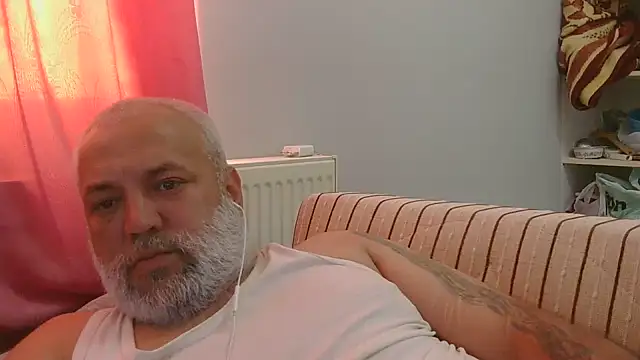 husoizmir Adlı Modelin Web Kamerası Şovu