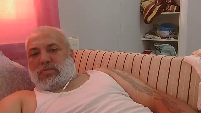 husoizmir Adlı Modelin Web Kamerası Şovu