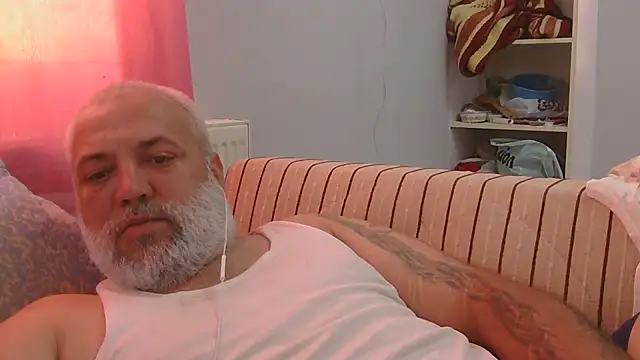 husoizmir Adlı Modelin Web Kamerası Şovu