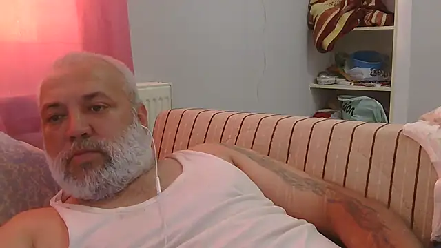 husoizmir Adlı Modelin Web Kamerası Şovu