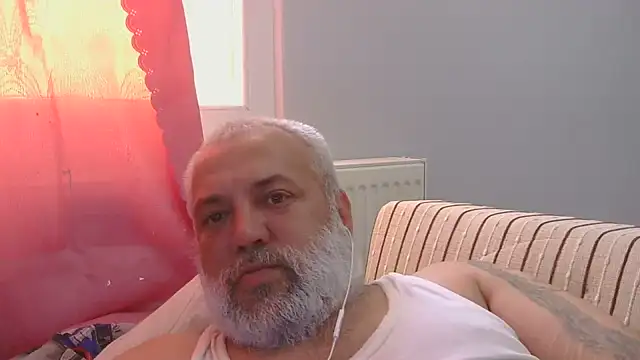 husoizmir Adlı Modelin Web Kamerası Şovu