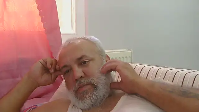 husoizmir Adlı Modelin Web Kamerası Şovu