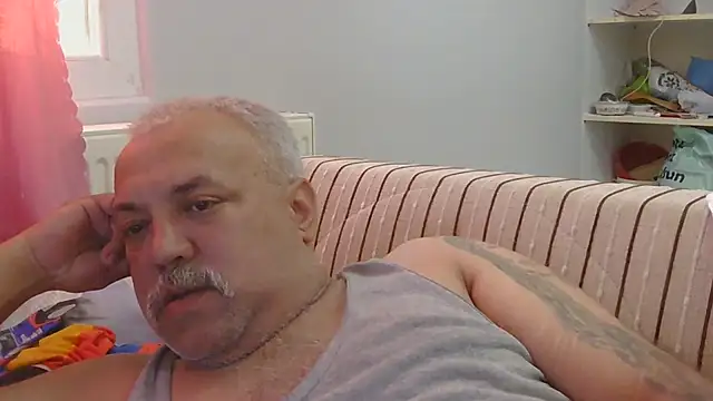 husoizmir Adlı Modelin Web Kamerası Şovu