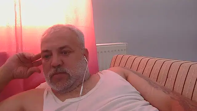 husoizmir Adlı Modelin Web Kamerası Şovu
