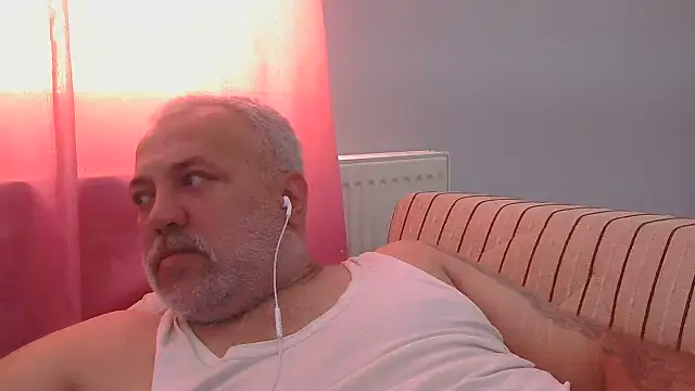 husoizmir Adlı Modelin Web Kamerası Şovu