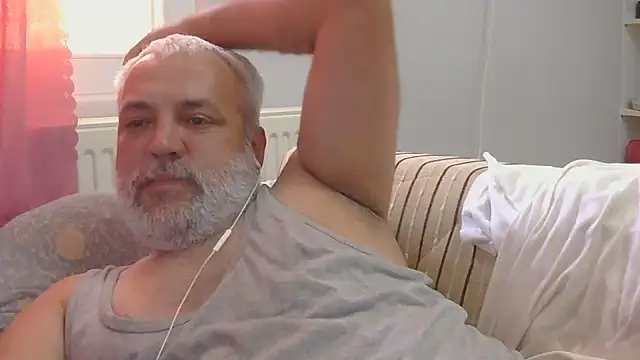 husoizmir Adlı Modelin Web Kamerası Şovu