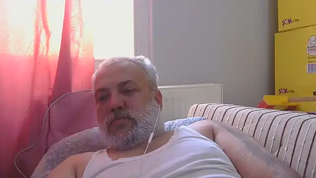 husoizmir Adlı Modelin Web Kamerası Şovu
