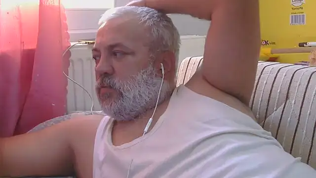 husoizmir Adlı Modelin Web Kamerası Şovu
