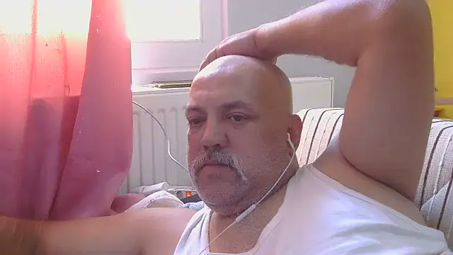 husoizmir Adlı Modelin Web Kamerası Şovu