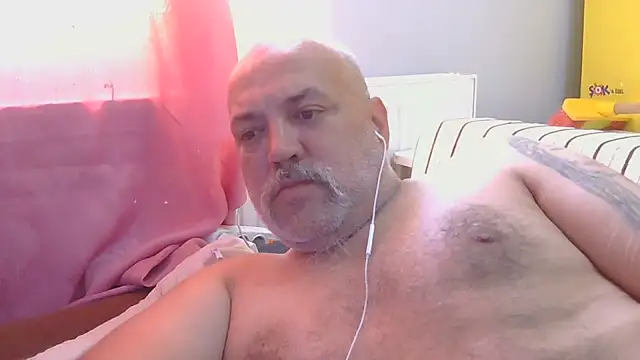 husoizmir Adlı Modelin Web Kamerası Şovu