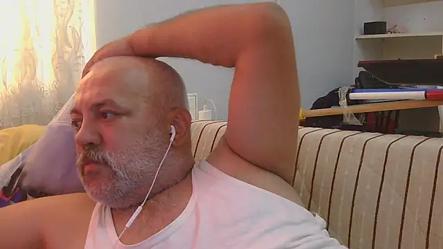 husoizmir Adlı Modelin Web Kamerası Şovu