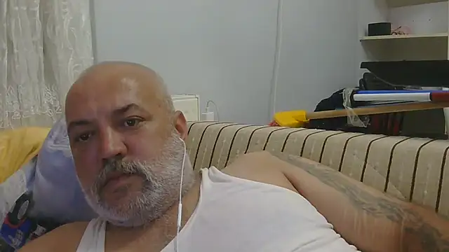 husoizmir Adlı Modelin Web Kamerası Şovu